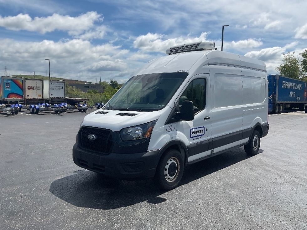 Refrigerated Truck-Light and Medium Duty Trucks-Ford-2023-Transit 250-Pittsburgh-PA-34,529\n\t\tmiles-$ 48,500 - Image 3