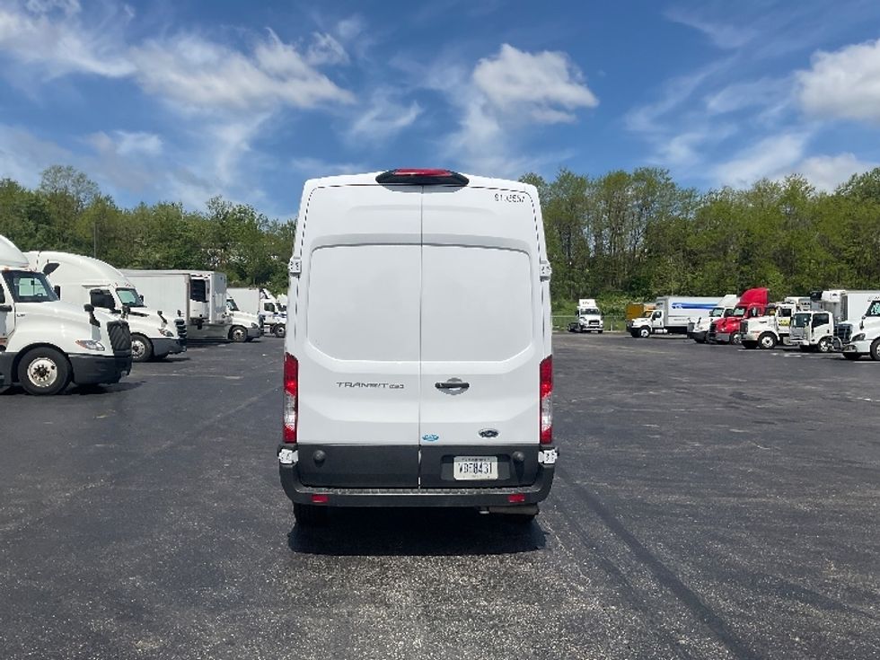 Refrigerated Truck-Light and Medium Duty Trucks-Ford-2023-Transit 250-Pittsburgh-PA-34,529\n\t\tmiles-$ 48,500 - Image 7