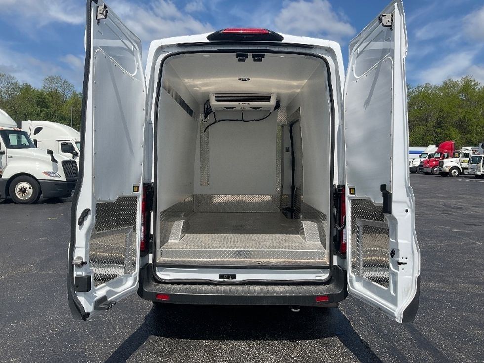 Refrigerated Truck-Light and Medium Duty Trucks-Ford-2023-Transit 250-Pittsburgh-PA-34,529\n\t\tmiles-$ 48,500 - Image 8