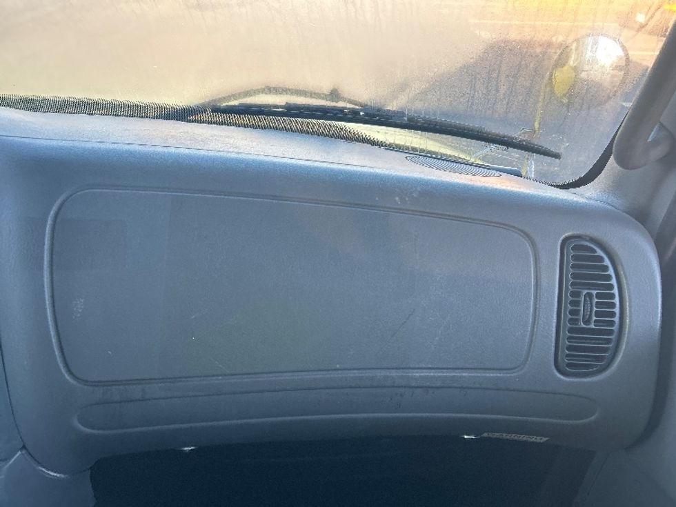 Refrigerated Truck-Light and Medium Duty Trucks-Freightliner-2006-M2-Chicopee-MA-258,366\n\t\tmiles-$ 13,000 - Image 21