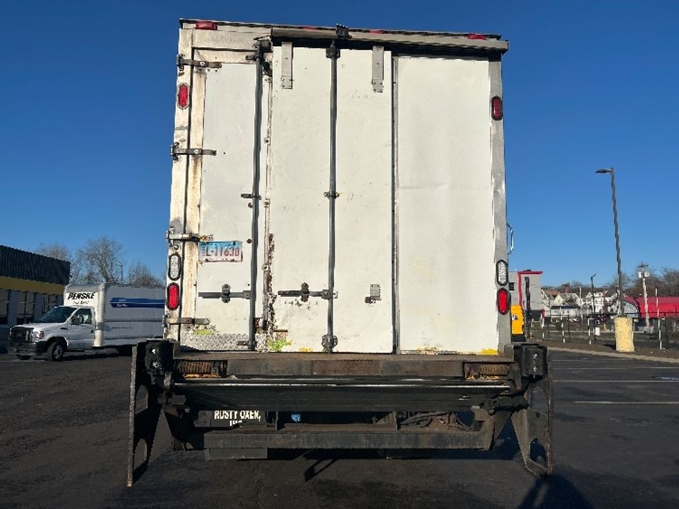 Refrigerated Truck-Light and Medium Duty Trucks-Freightliner-2006-M2-Chicopee-MA-258,366\n\t\tmiles-$ 13,000 - Image 7