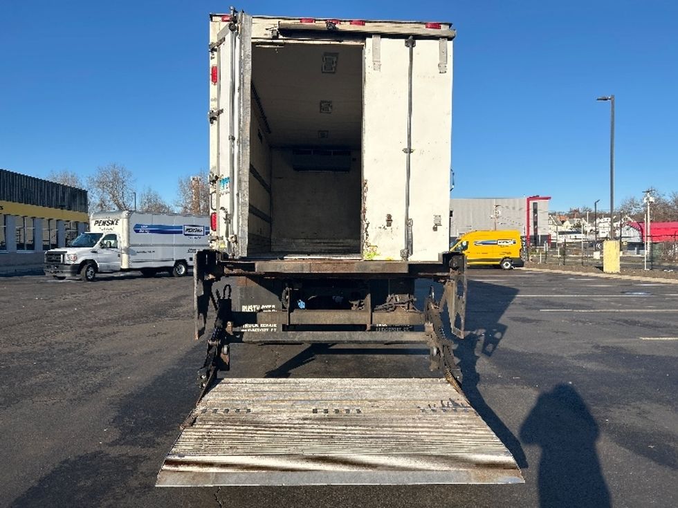 Refrigerated Truck-Light and Medium Duty Trucks-Freightliner-2006-M2-Chicopee-MA-258,366\n\t\tmiles-$ 13,000 - Image 9