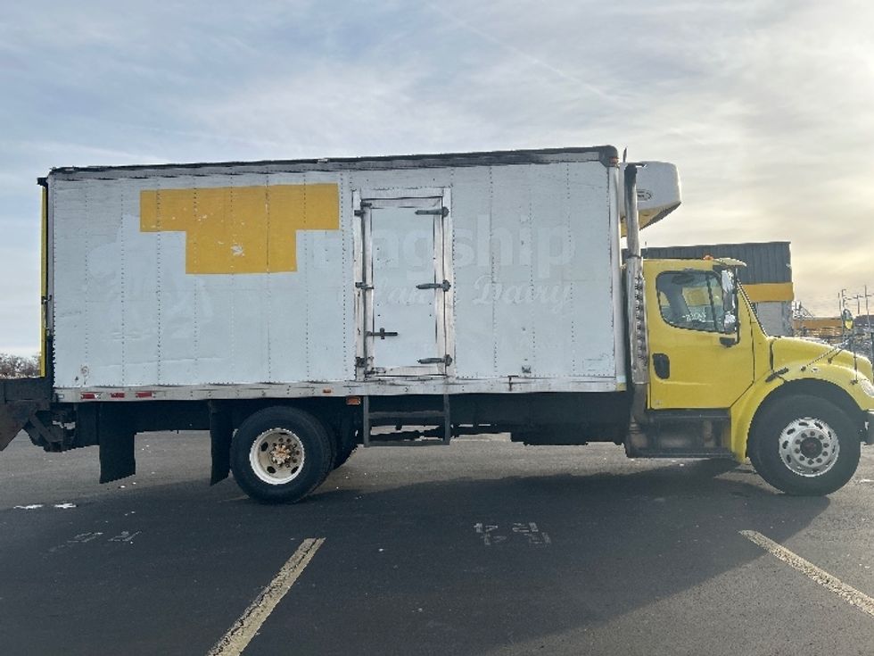 Refrigerated Truck-Light and Medium Duty Trucks-Freightliner-2006-M2-Chicopee-MA-308,388\n\t\tmiles-$ 9,750 - Image 15