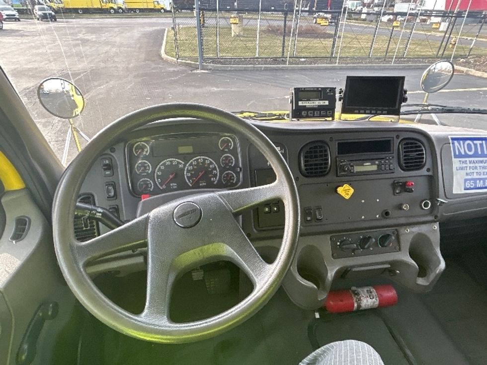 Refrigerated Truck-Light and Medium Duty Trucks-Freightliner-2006-M2-Chicopee-MA-308,388\n\t\tmiles-$ 9,750 - Image 18