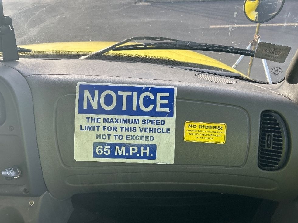 Refrigerated Truck-Light and Medium Duty Trucks-Freightliner-2006-M2-Chicopee-MA-308,388\n\t\tmiles-$ 9,750 - Image 21