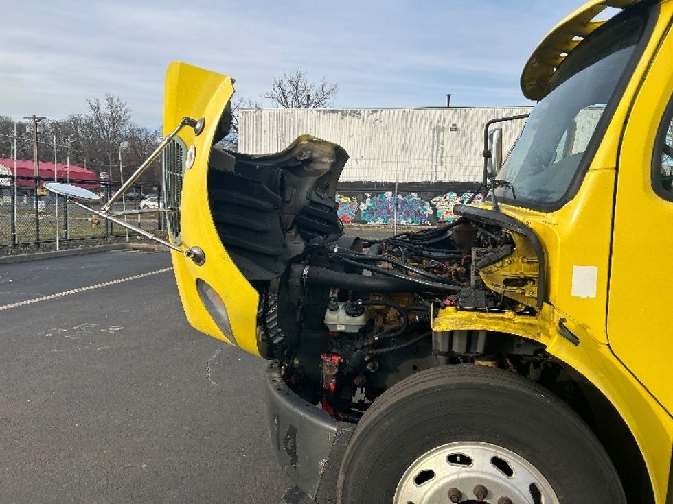 Refrigerated Truck-Light and Medium Duty Trucks-Freightliner-2006-M2-Chicopee-MA-308,388\n\t\tmiles-$ 9,750 - Image 24