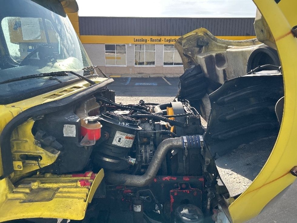 Refrigerated Truck-Light and Medium Duty Trucks-Freightliner-2006-M2-Chicopee-MA-424,655\n\t\tmiles-$ 9,500 - Image 23