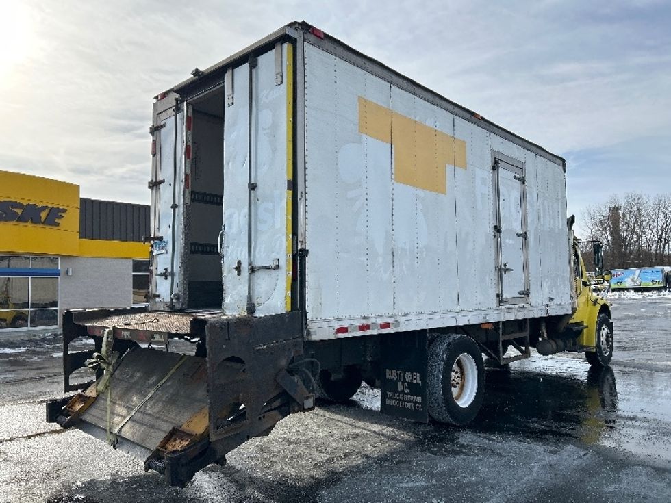 Refrigerated Truck-Light and Medium Duty Trucks-Freightliner-2006-M2-Chicopee-MA-453,491\n\t\tmiles-$ 9,000 - Image 12