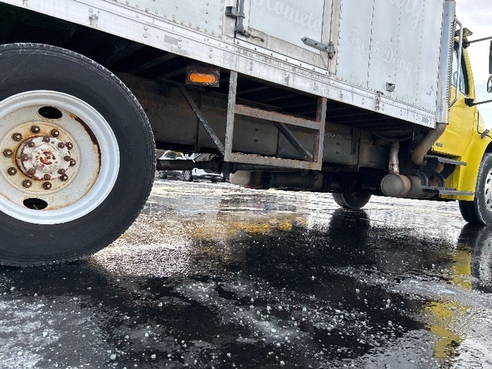 Refrigerated Truck-Light and Medium Duty Trucks-Freightliner-2006-M2-Chicopee-MA-453,491\n\t\tmiles-$ 9,000 - Image 13