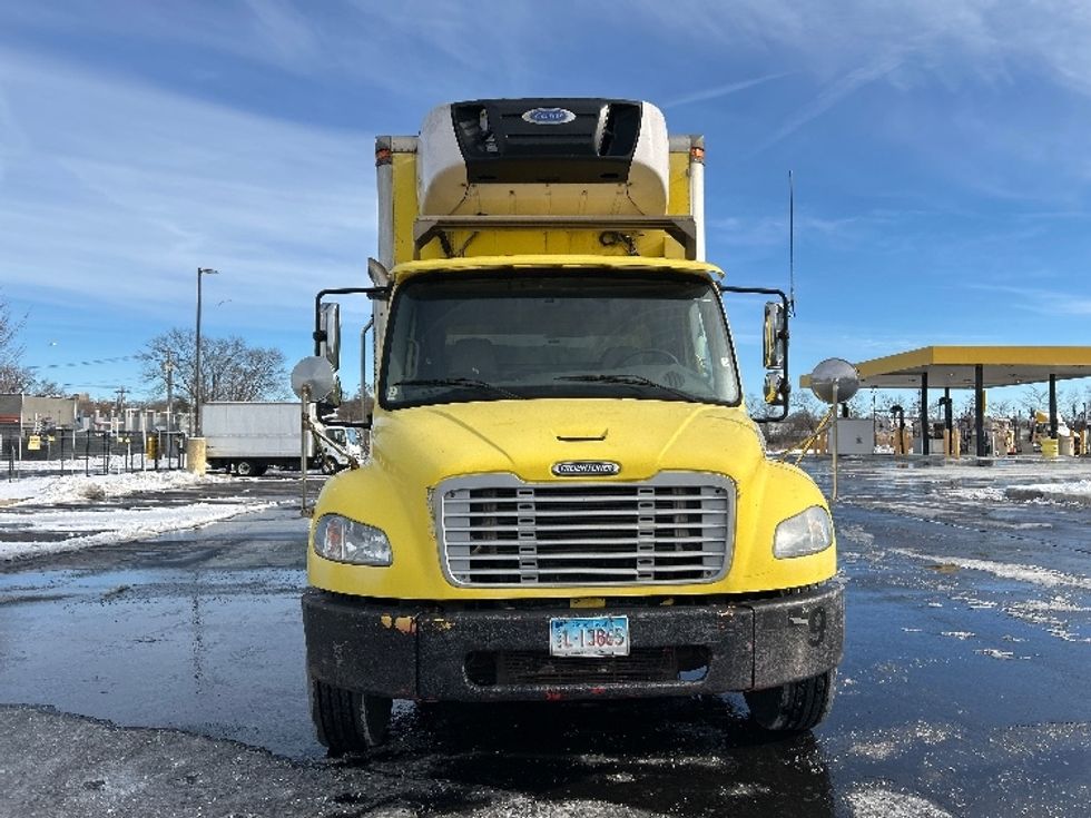 Refrigerated Truck-Light and Medium Duty Trucks-Freightliner-2006-M2-Chicopee-MA-453,491\n\t\tmiles-$ 9,000 - Image 2