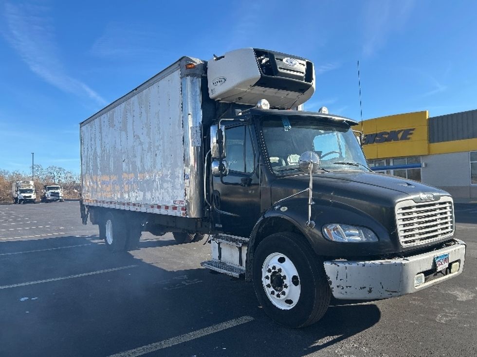Refrigerated Truck-Light and Medium Duty Trucks-Freightliner-2008-M2-Chicopee-MA-391,815\n\t\tmiles-$ 10,000 - Image 1