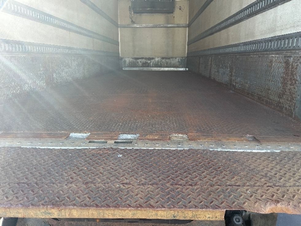 Refrigerated Truck-Light and Medium Duty Trucks-Freightliner-2008-M2-Chicopee-MA-391,815\n\t\tmiles-$ 10,000 - Image 10