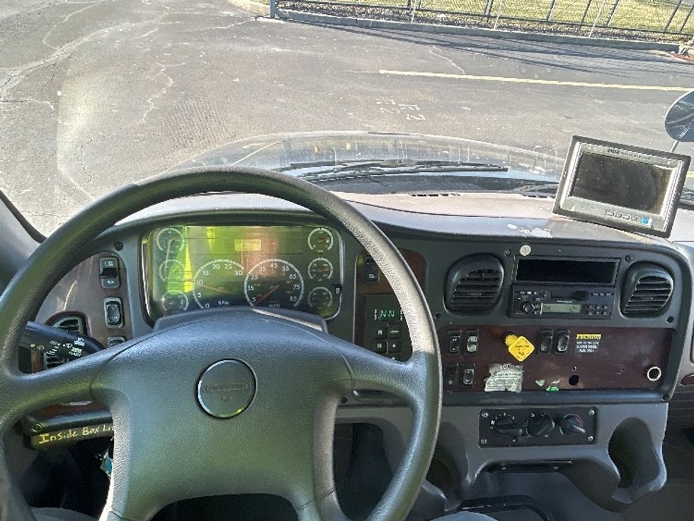 Refrigerated Truck-Light and Medium Duty Trucks-Freightliner-2008-M2-Chicopee-MA-391,815\n\t\tmiles-$ 10,000 - Image 18