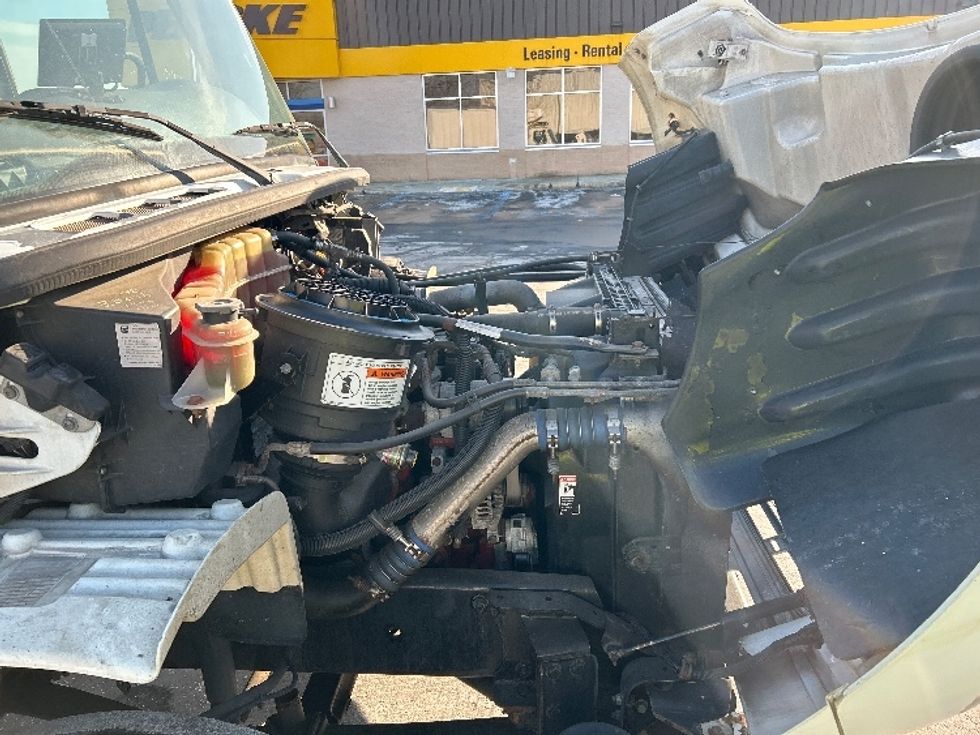 Refrigerated Truck-Light and Medium Duty Trucks-Freightliner-2009-M2-Chicopee-MA-315,788\n\t\tmiles-$ 13,500 - Image 23