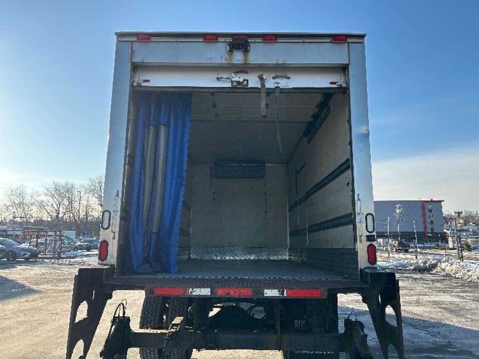 Refrigerated Truck-Light and Medium Duty Trucks-Freightliner-2009-M2-Chicopee-MA-315,788\n\t\tmiles-$ 13,500 - Image 8