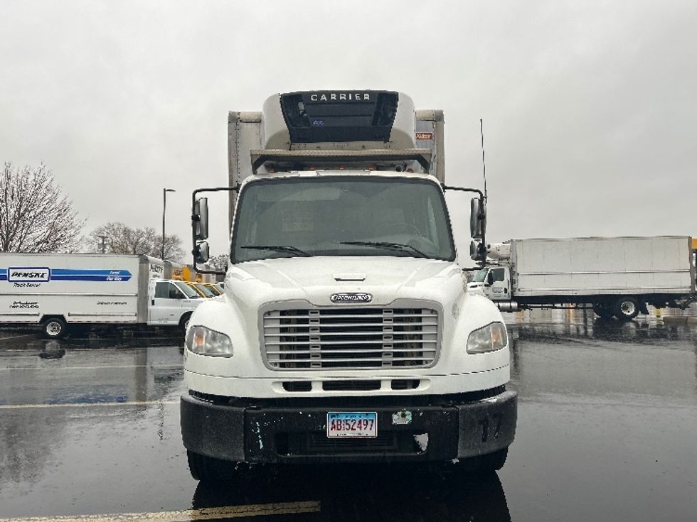 Refrigerated Truck-Light and Medium Duty Trucks-Freightliner-2009-M2-Chicopee-MA-325,008\n\t\tmiles-$ 12,500 - Image 2