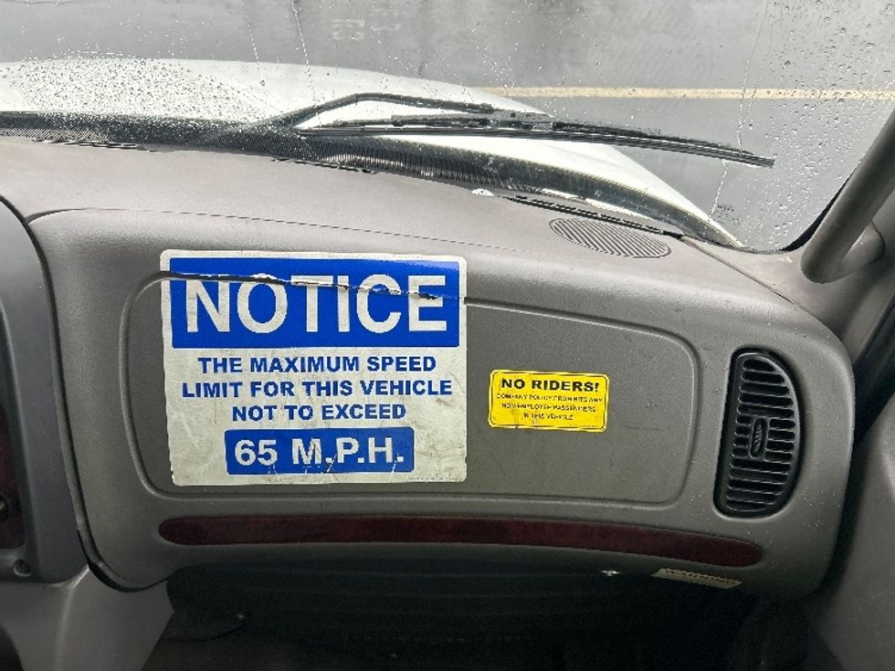 Refrigerated Truck-Light and Medium Duty Trucks-Freightliner-2009-M2-Chicopee-MA-325,008\n\t\tmiles-$ 12,500 - Image 21