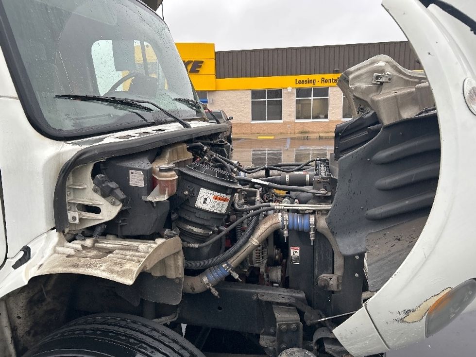 Refrigerated Truck-Light and Medium Duty Trucks-Freightliner-2009-M2-Chicopee-MA-325,008\n\t\tmiles-$ 12,500 - Image 23