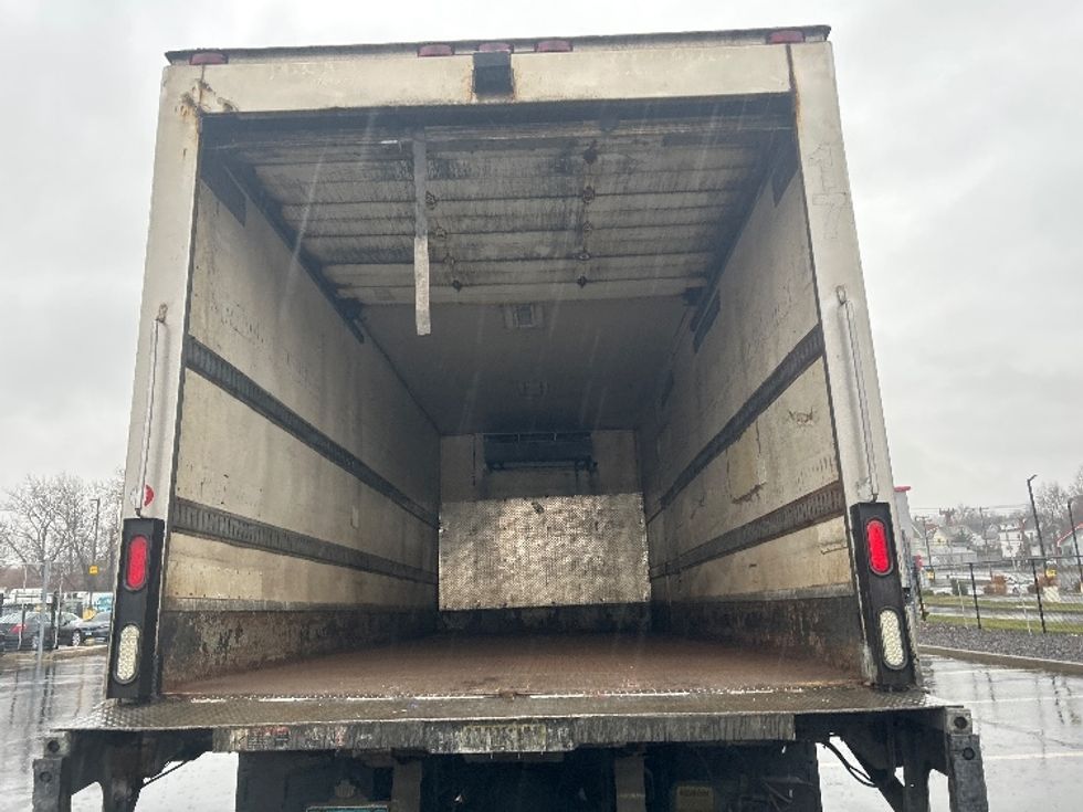 Refrigerated Truck-Light and Medium Duty Trucks-Freightliner-2009-M2-Chicopee-MA-325,008\n\t\tmiles-$ 12,500 - Image 8