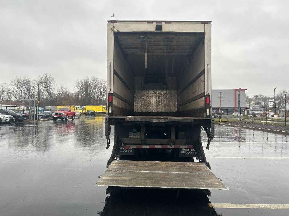 Refrigerated Truck-Light and Medium Duty Trucks-Freightliner-2009-M2-Chicopee-MA-325,008\n\t\tmiles-$ 12,500 - Image 9
