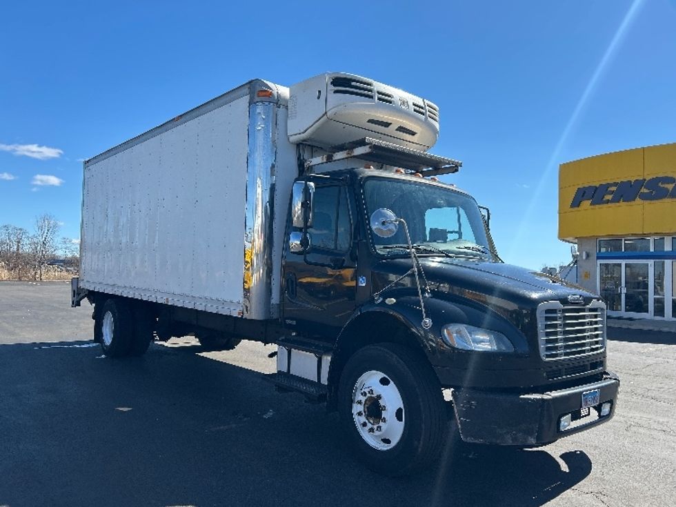 Refrigerated Truck-Light and Medium Duty Trucks-Freightliner-2010-M2-Chicopee-MA-385,807\n\t\tmiles-$ 11,000 - Image 1