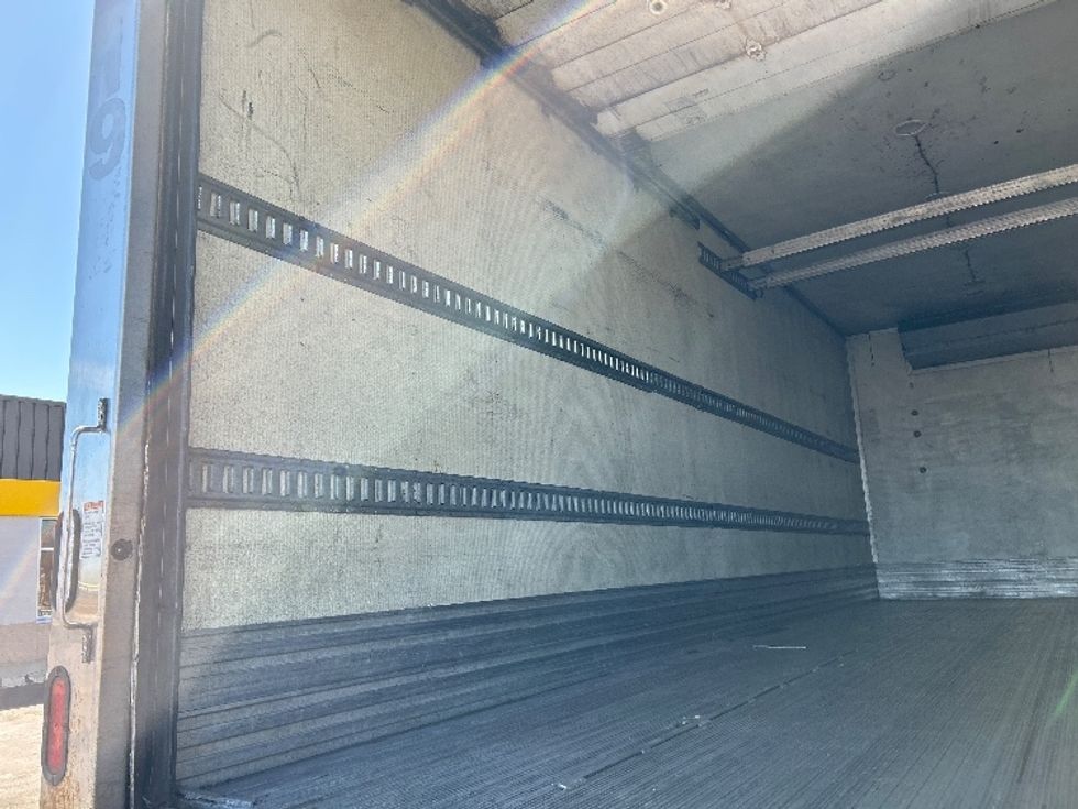 Refrigerated Truck-Light and Medium Duty Trucks-Freightliner-2010-M2-Chicopee-MA-385,807\n\t\tmiles-$ 11,000 - Image 11