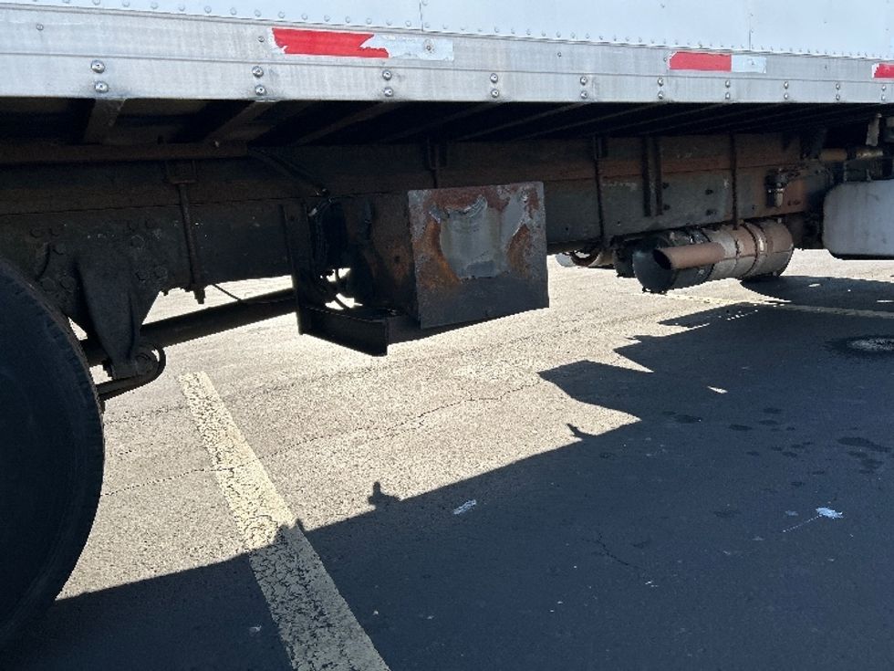 Refrigerated Truck-Light and Medium Duty Trucks-Freightliner-2010-M2-Chicopee-MA-413,750\n\t\tmiles-$ 11,000 - Image 13