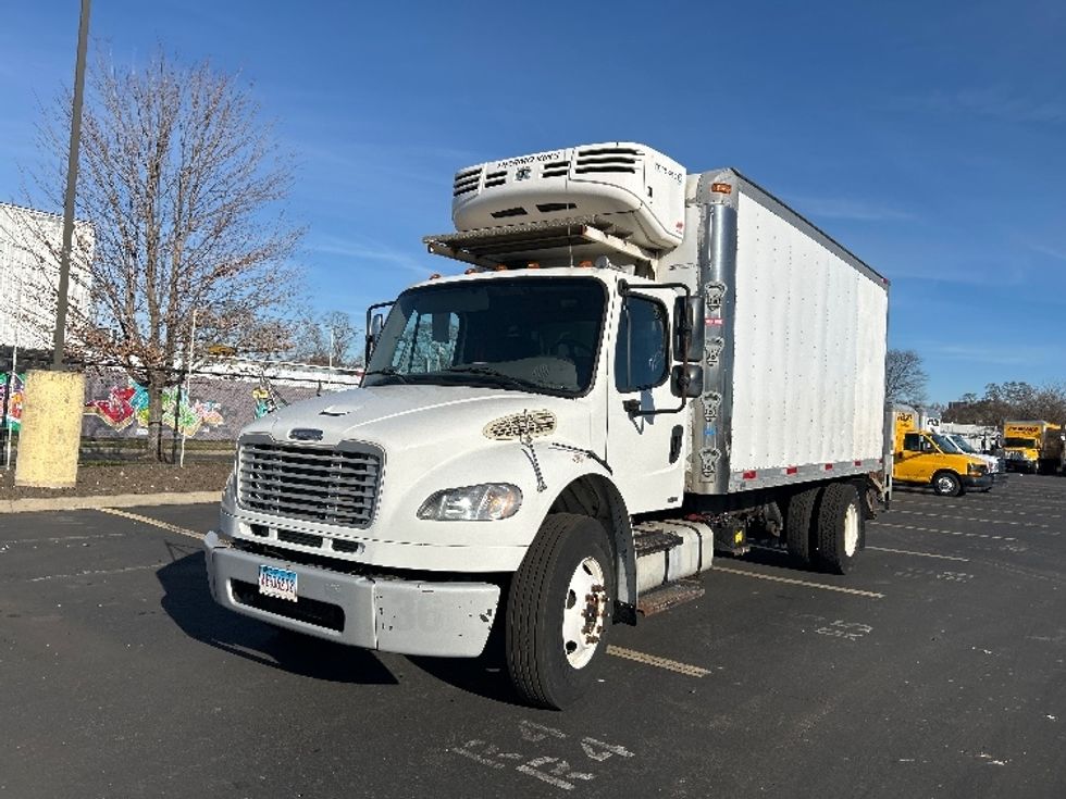 Refrigerated Truck-Light and Medium Duty Trucks-Freightliner-2010-M2-Chicopee-MA-413,750\n\t\tmiles-$ 11,000 - Image 3