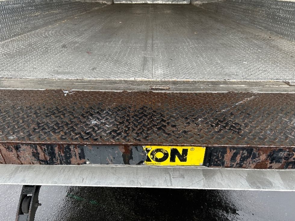 Refrigerated Truck-Light and Medium Duty Trucks-Freightliner-2012-M2-South San Francisco-CA-232,368\n\t\tmiles-$ 17,500 - Image 10