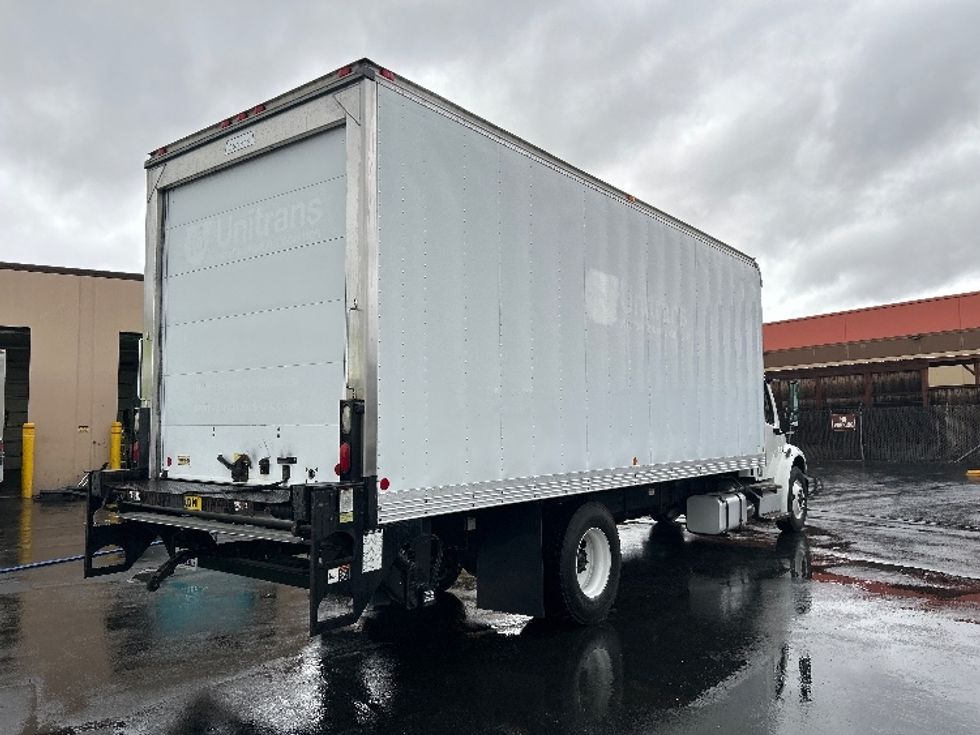 Refrigerated Truck-Light and Medium Duty Trucks-Freightliner-2012-M2-South San Francisco-CA-232,368\n\t\tmiles-$ 17,500 - Image 13