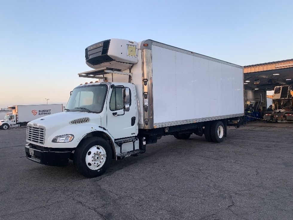 Refrigerated Truck-Light and Medium Duty Trucks-Freightliner-2012-M2-Torrance-CA-582,667\n\t\tmiles-$ 12,000 - Image 3