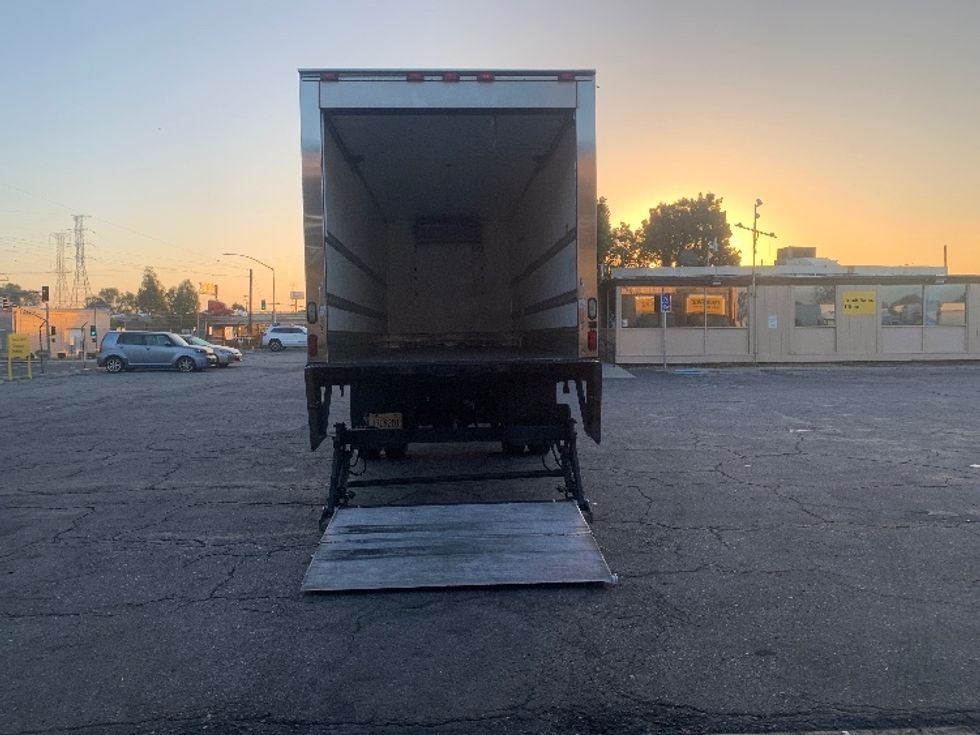 Refrigerated Truck-Light and Medium Duty Trucks-Freightliner-2012-M2-Torrance-CA-582,667\n\t\tmiles-$ 12,000 - Image 9