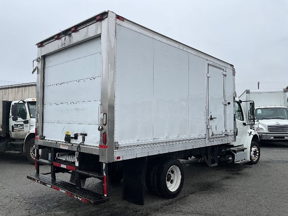 Refrigerated Truck-Light and Medium Duty Trucks-Freightliner-2013-M2-Tacoma-WA-321,193\n\t\tmiles-$ 13,250 - Image 13