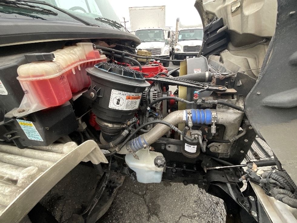 Refrigerated Truck-Light and Medium Duty Trucks-Freightliner-2013-M2-Tacoma-WA-321,193\n\t\tmiles-$ 13,250 - Image 23