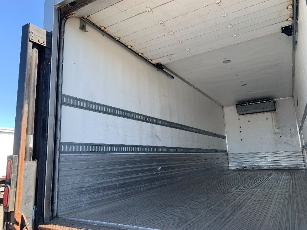 Refrigerated Truck-Light and Medium Duty Trucks-Freightliner-2014-M2-Torrance-CA-335,525\n\t\tmiles-$ 16,000 - Image 11