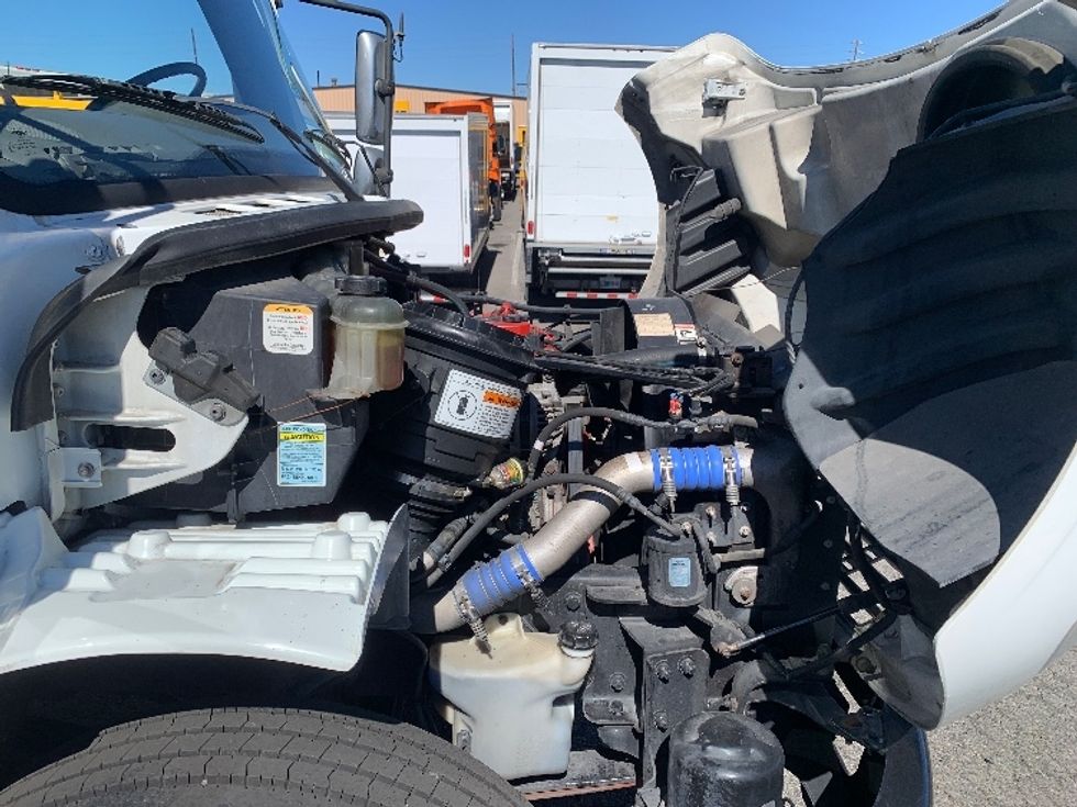 Refrigerated Truck-Light and Medium Duty Trucks-Freightliner-2014-M2-Torrance-CA-335,525\n\t\tmiles-$ 16,000 - Image 23