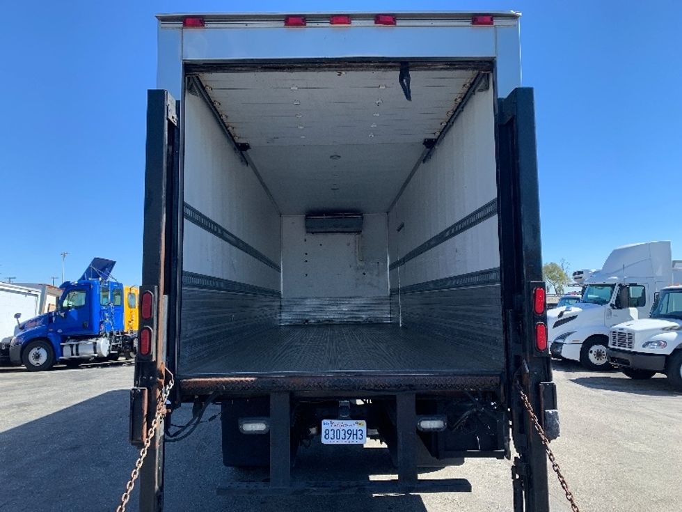 Refrigerated Truck-Light and Medium Duty Trucks-Freightliner-2014-M2-Torrance-CA-335,525\n\t\tmiles-$ 16,000 - Image 8