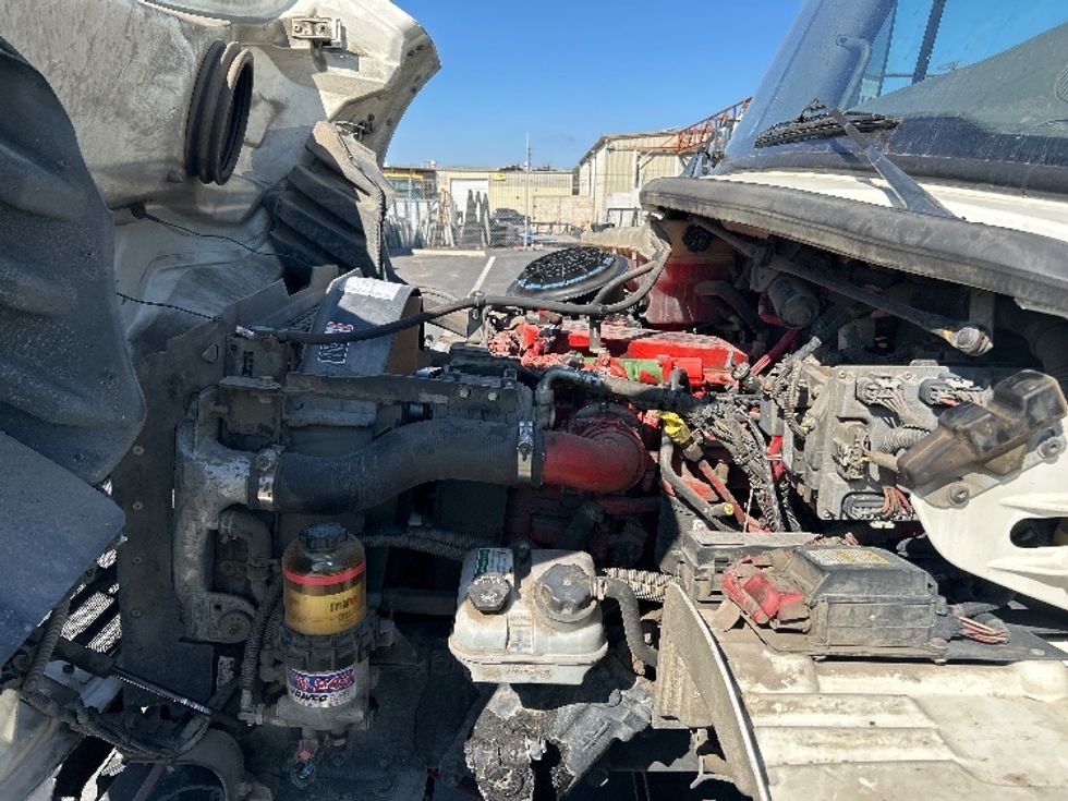 Refrigerated Truck-Light and Medium Duty Trucks-Freightliner-2015-M2-Fresno-CA-304,529\n\t\tmiles-$ 24,500 - Image 24