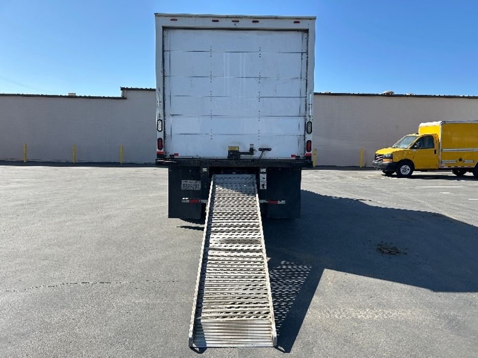 Refrigerated Truck-Light and Medium Duty Trucks-Freightliner-2015-M2-Fresno-CA-304,529\n\t\tmiles-$ 24,500 - Image 9
