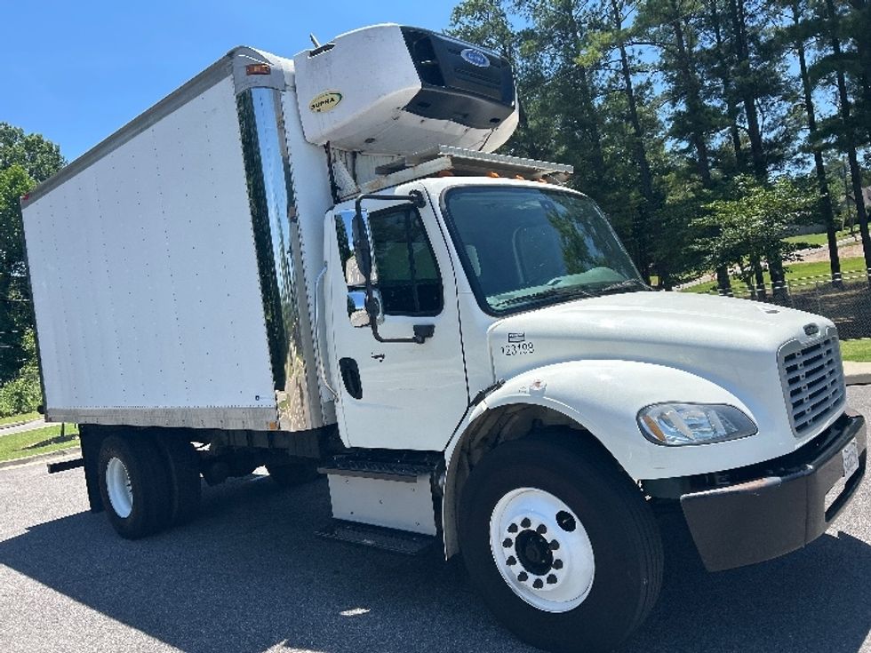 Refrigerated Truck-Light and Medium Duty Trucks-Freightliner-2015-M2-Homewood-AL-68,194\n\t\tmiles-$ 44,750 - Image 1