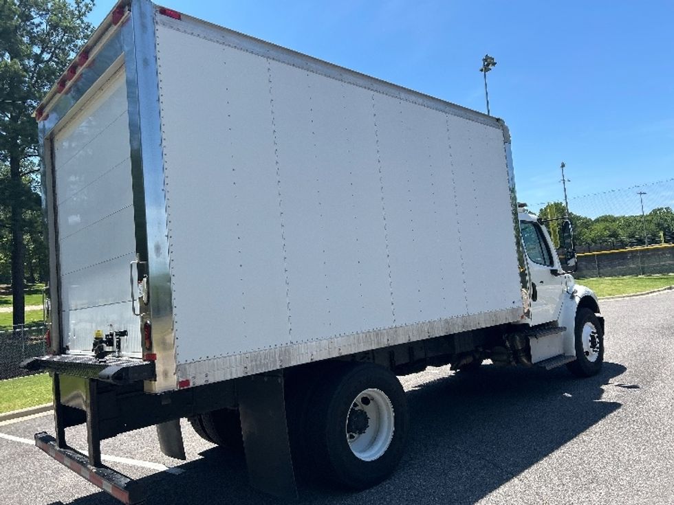 Refrigerated Truck-Light and Medium Duty Trucks-Freightliner-2015-M2-Homewood-AL-68,194\n\t\tmiles-$ 44,750 - Image 12
