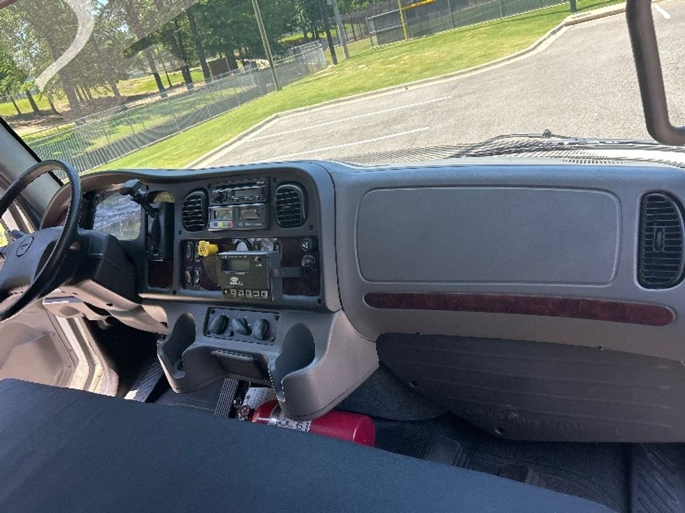 Refrigerated Truck-Light and Medium Duty Trucks-Freightliner-2015-M2-Homewood-AL-68,194\n\t\tmiles-$ 44,750 - Image 20