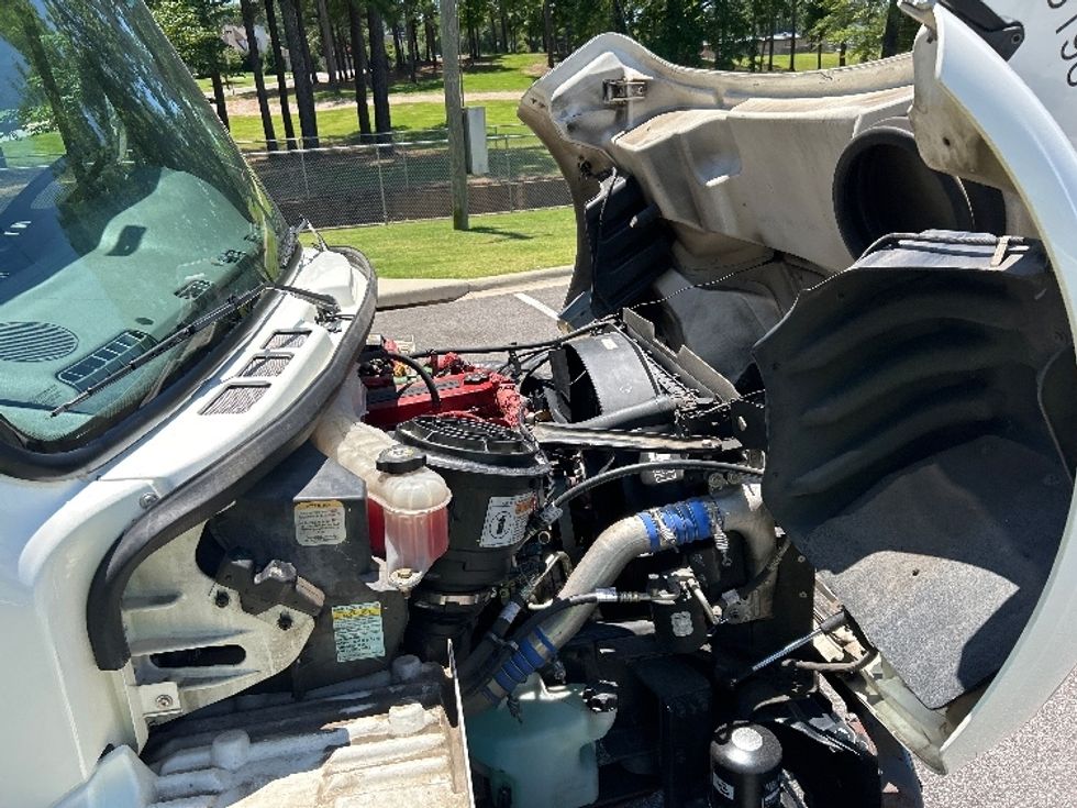 Refrigerated Truck-Light and Medium Duty Trucks-Freightliner-2015-M2-Homewood-AL-68,194\n\t\tmiles-$ 44,750 - Image 22