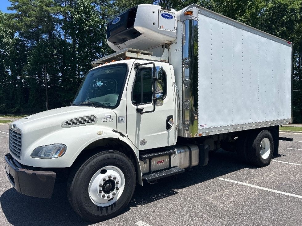 Refrigerated Truck-Light and Medium Duty Trucks-Freightliner-2015-M2-Homewood-AL-68,194\n\t\tmiles-$ 44,750 - Image 3