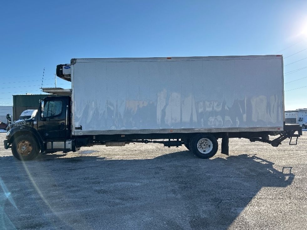 Refrigerated Truck-Light and Medium Duty Trucks-Freightliner-2015-M2-North Liberty-IA-121,584\n\t\tmiles-$ 41,000 - Image 4