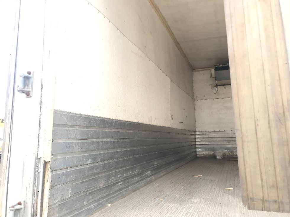 Refrigerated Truck-Light and Medium Duty Trucks-Freightliner-2016-M2-Beaumont-TX-184,307\n\t\tmiles-$ 35,000 - Image 11