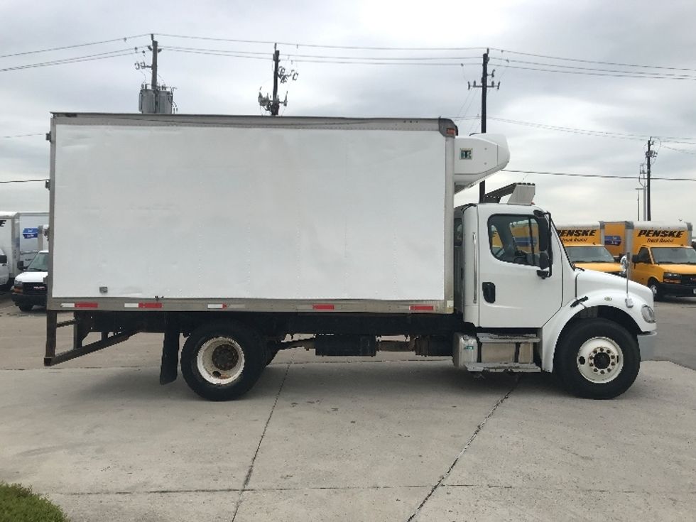 Refrigerated Truck-Light and Medium Duty Trucks-Freightliner-2016-M2-Beaumont-TX-184,307\n\t\tmiles-$ 35,000 - Image 15