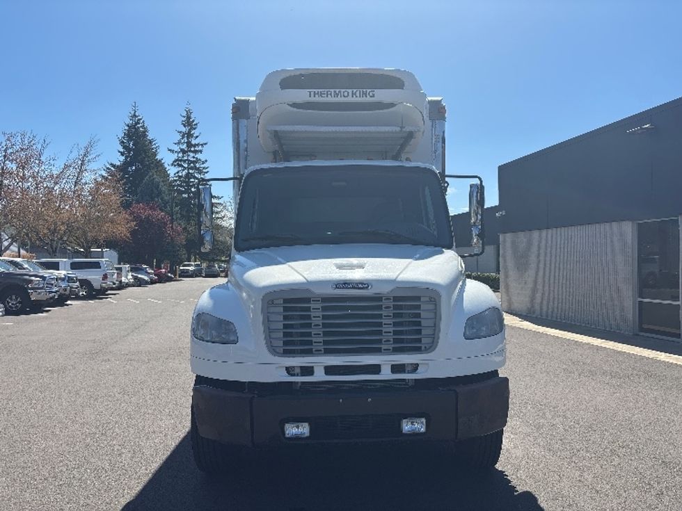 Refrigerated Truck-Light and Medium Duty Trucks-Freightliner-2016-M2-Clackamas-OR-383,037\n\t\tmiles-$ 27,250 - Image 2