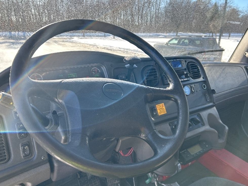 Refrigerated Truck-Light and Medium Duty Trucks-Freightliner-2016-M2-De Pere-WI-207,548\n\t\tmiles-$ 333,500 - Image 16