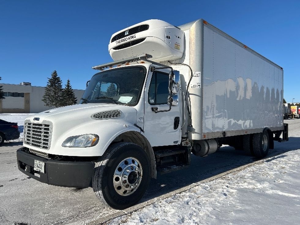 Refrigerated Truck-Light and Medium Duty Trucks-Freightliner-2016-M2-De Pere-WI-207,548\n\t\tmiles-$ 333,500 - Image 3